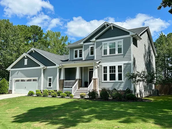 2440 Stonewood Pond Ln, Apex, NC 27539