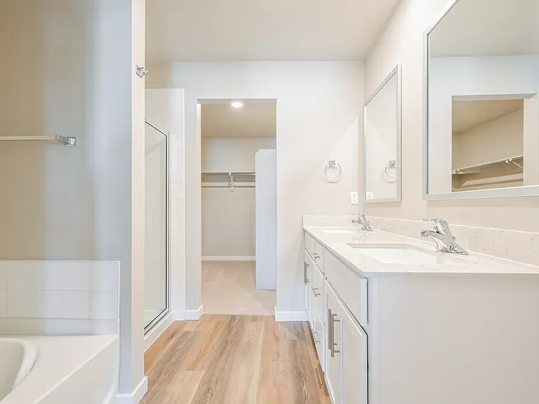 2140 Christina St — Photo 12