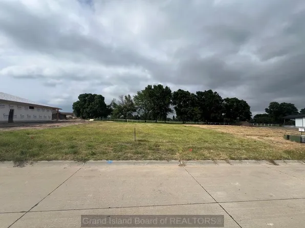 4234 Augusta Pkwy, Grand Island, NE 68803
