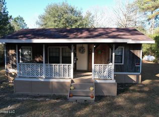 1135 Mudline Rd, Magnolia, MS 39652