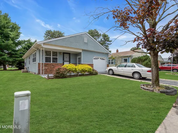 104 Troumaka Street, Toms River, NJ 08757