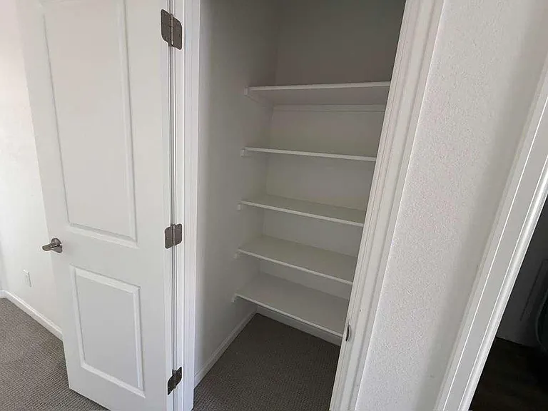 1940 S Poplar Ct — Photo 18
