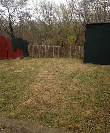 3rd image of 5955 Woodland Ave