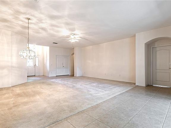 4th image of 4167 Newland St