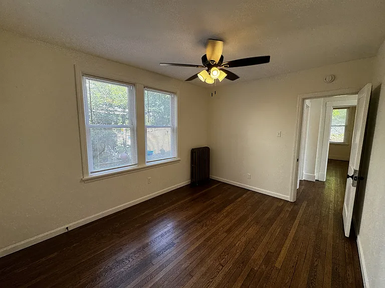 2975 Belrose Ave #1 — Photo 20