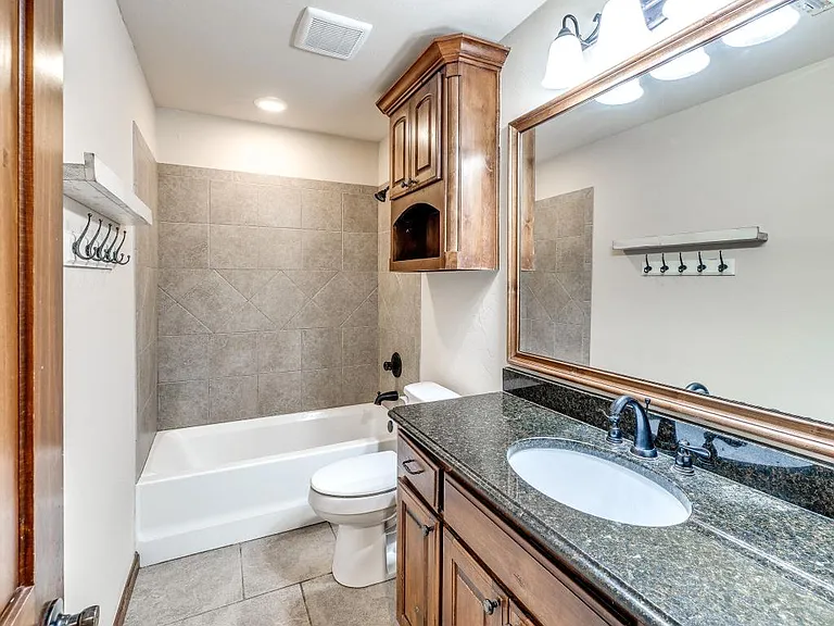 2121 Mill Creek Way — Photo 29