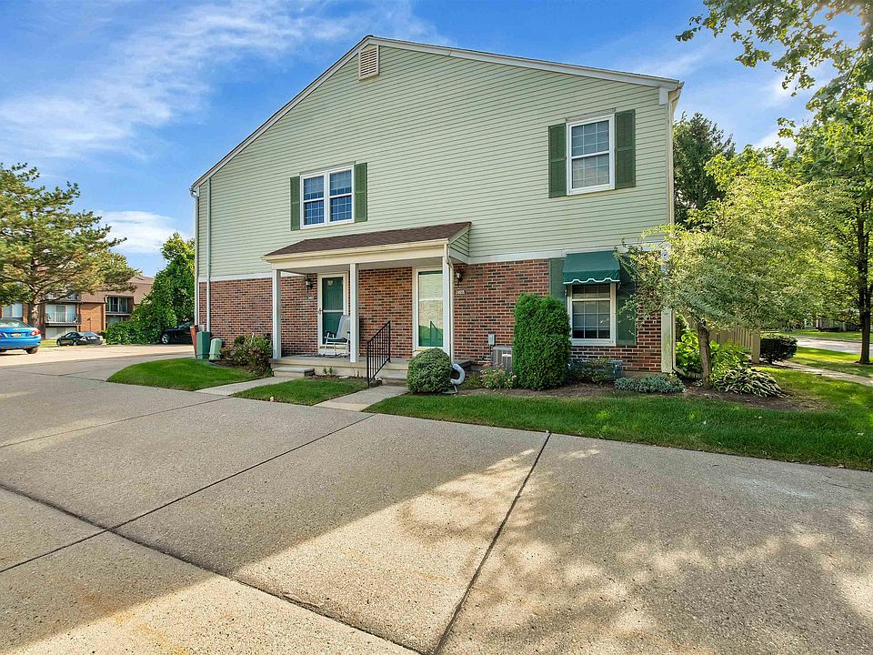 1st image of 24655 N Meadow Dr