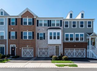 110 Waypoint Dr #1202, Eatontown, NJ 07724