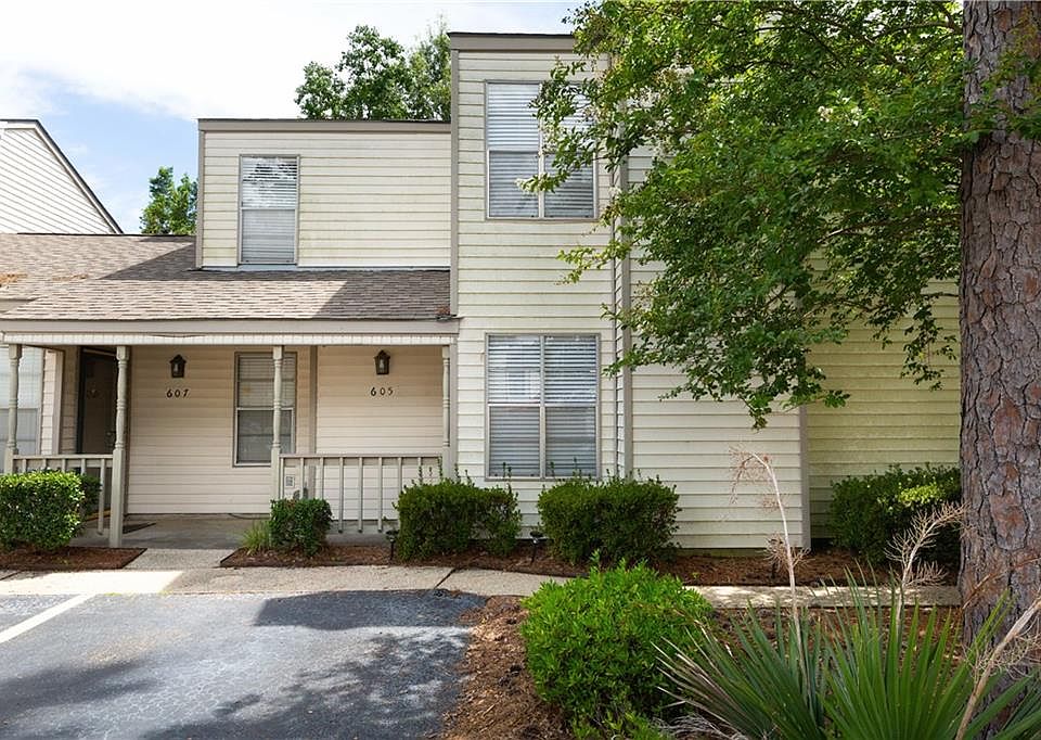1st image of 605 Cedarwood Dr