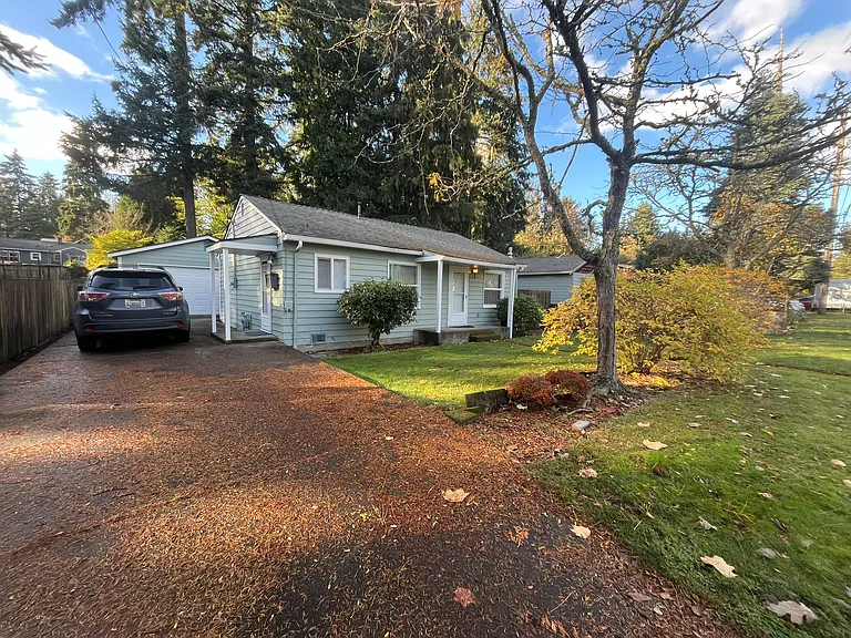 16053 28th Ave NE — Photo 1