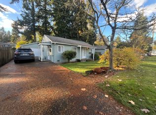 16053 28th Ave NE, Seattle, WA 98155