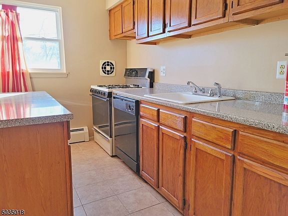 3rd image of 43 Conforti Ave