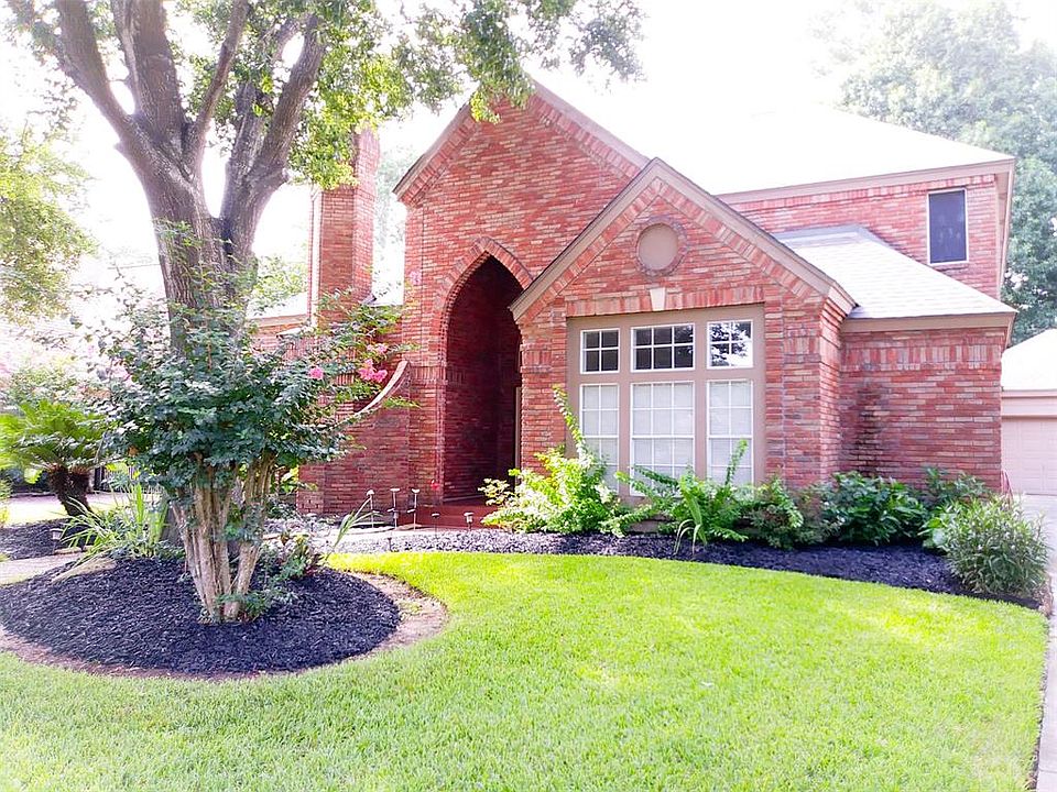 1st image of 3814 Holder Forest Dr