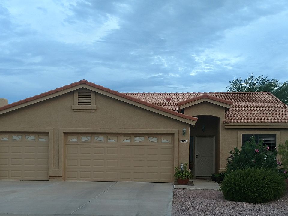 Three car garage