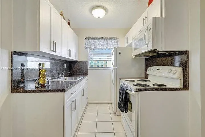 2145 Pierce St #326 — Photo 8