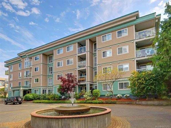 689 Bay St #104, Victoria, BC V8T 5H9