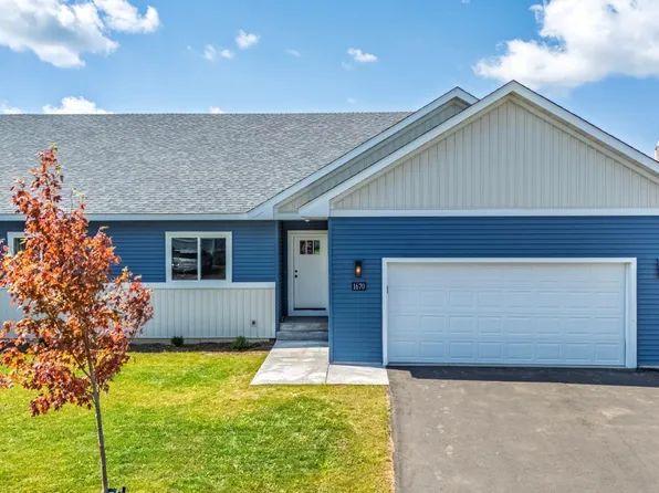 1670 Squirrel Way, New Richmond, WI 54017