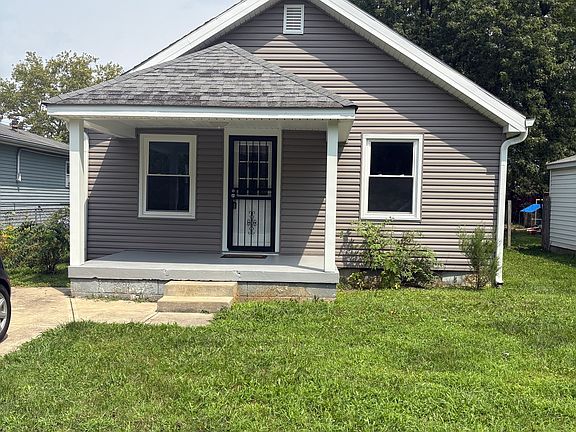 4th image of 706 Bacon St