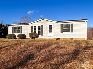 3596 Gull St, Hudson, NC 28638