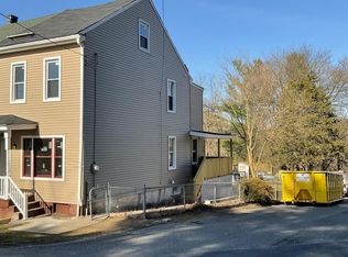 2 Spring St, Port Carbon, PA 17965