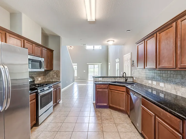 1620 Bryant Dr #904 — Photo 14