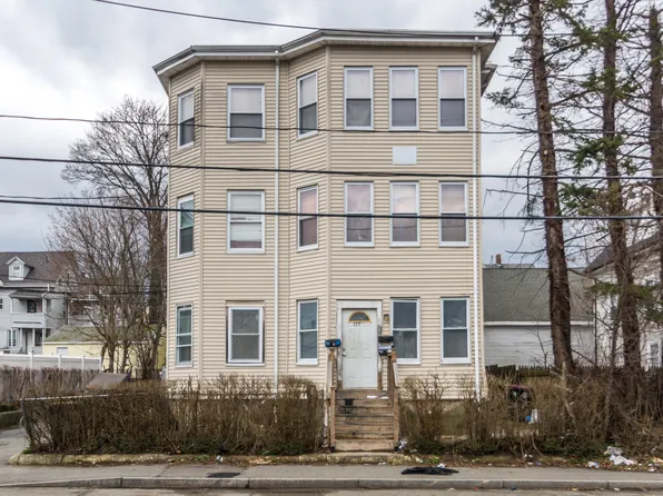 838-840 N Montello St, Brockton, MA 02301