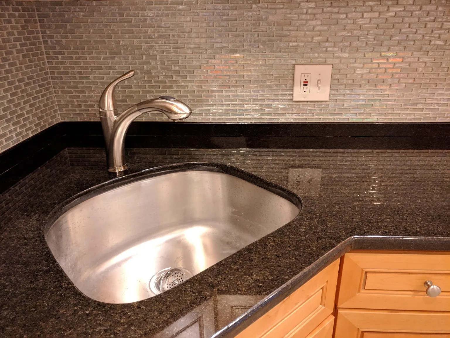 2 bed, 1000 sqft, $2,800 — Photo 3