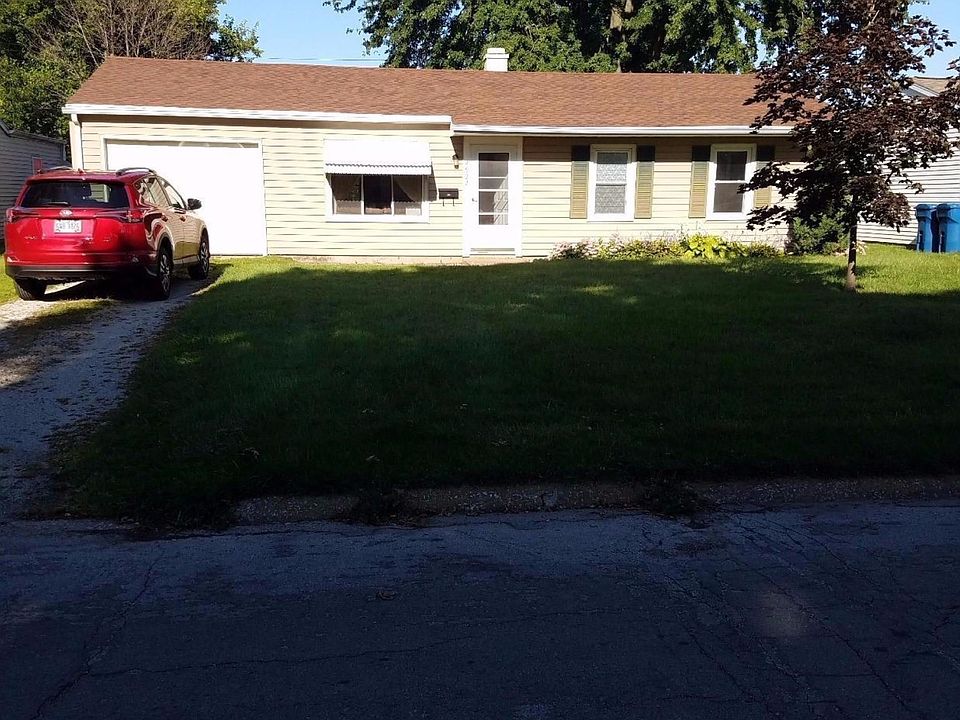 1st image of 4922 Lisbon Cir