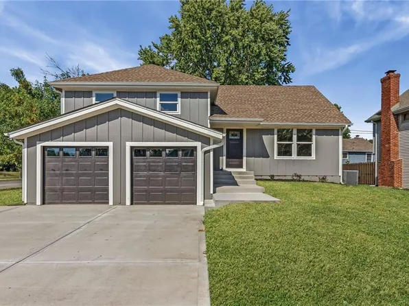 1820 E Pawnee Dr, Olathe, KS 66062