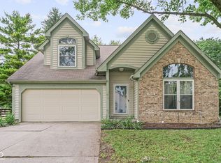 4036 Colchester Dr, Indianapolis, IN 46268