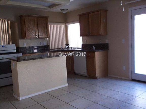 5th image of 7569 Mission Palm St #0