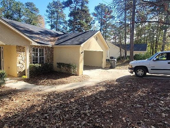 2nd image of 1001 Salford Pl