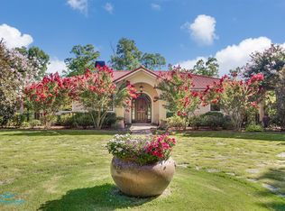 619 Albright Rd, Hot Springs National Park, AR 71913