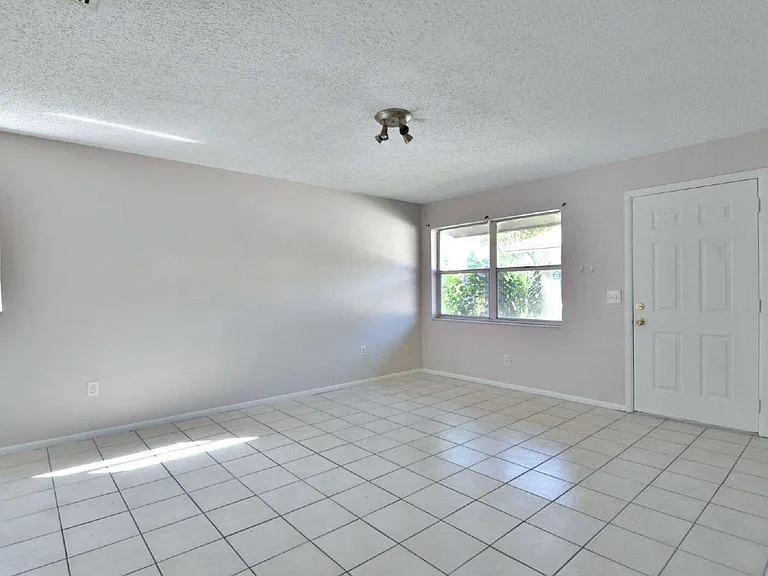 15648 Morgan St #B — Photo 5