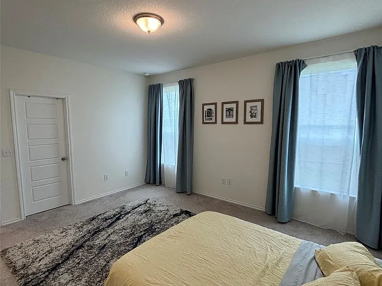 8013 Philbrook Dr — Photo 25
