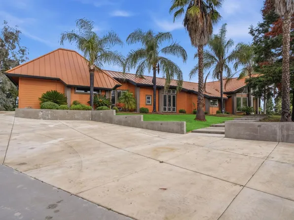 9313 N Hills Ct, Oakdale, CA 95361