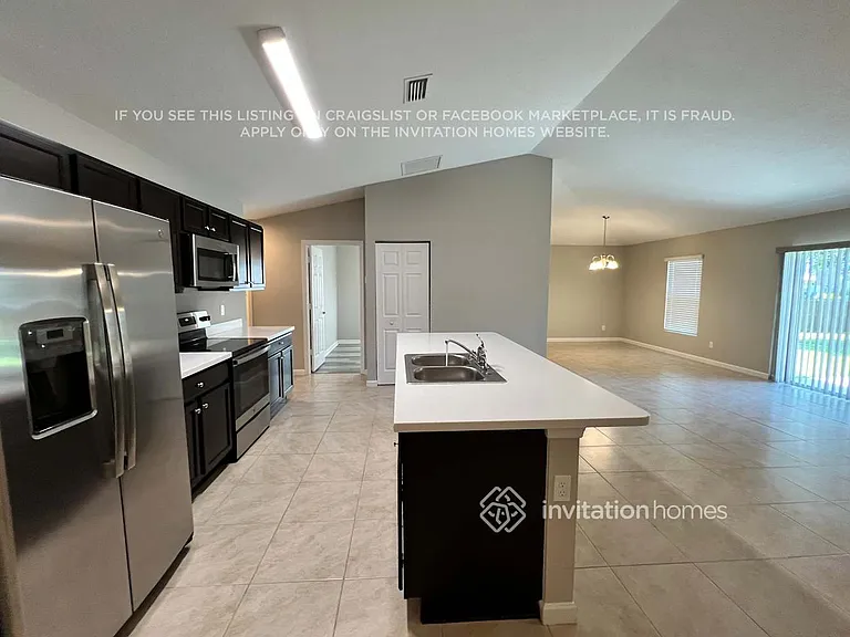 702 SW Dolores Ave — Photo 8
