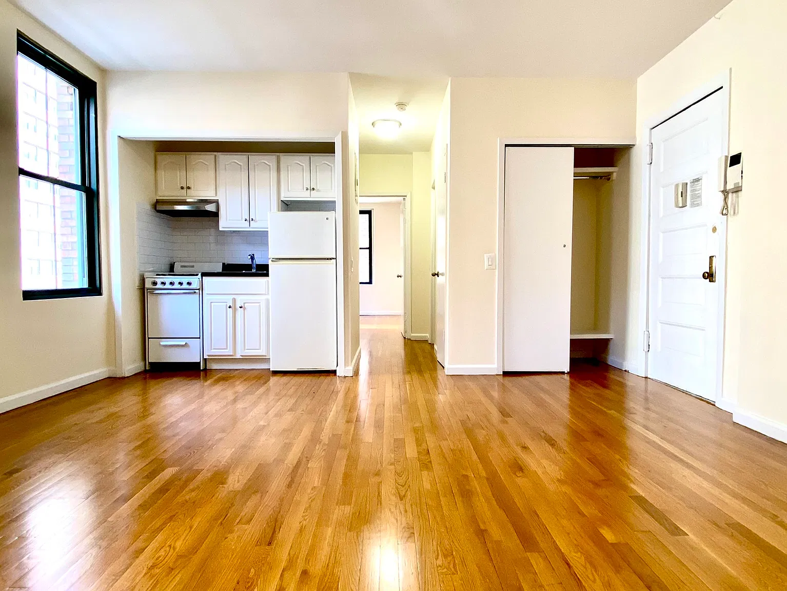 502 East 79th Street — Photo 3