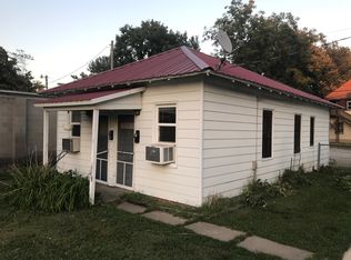 218 W Noleman St APT 7, Centralia, IL 62801