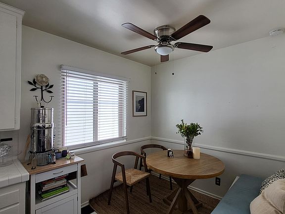 5th image of 4441 Hazeltine Ave #4441.5