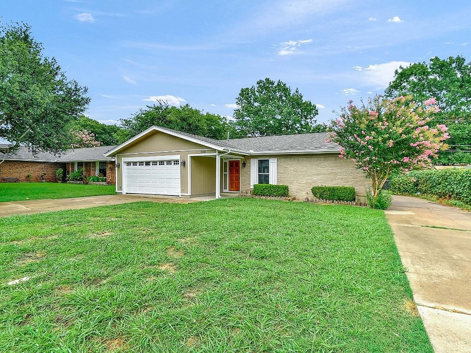 1st image of 3105 Dauphine Dr