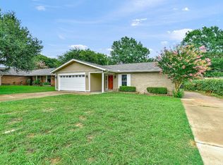 3105 Dauphine Dr, Sherman, TX 75090