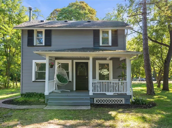 2903 Ridgeway Ave, Rochester, NY 14626