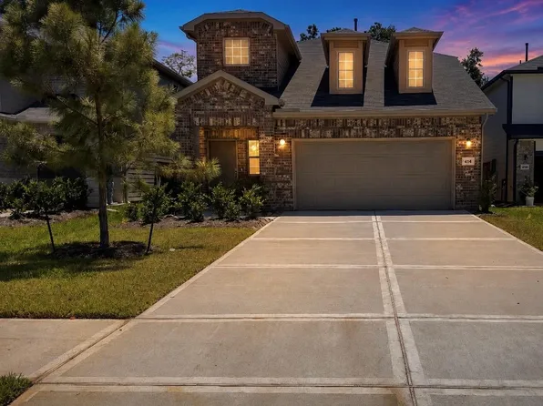 414 Kinglet Ct, Willis, TX 77378