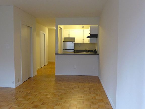 4th image of 157 E 85th St APT 3C