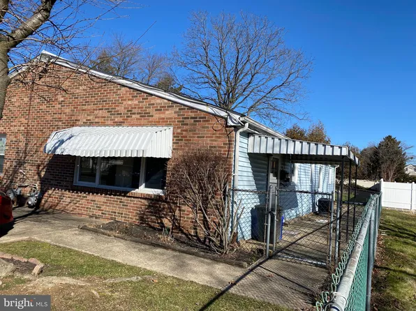 2007 Murray St, Philadelphia, PA 19115