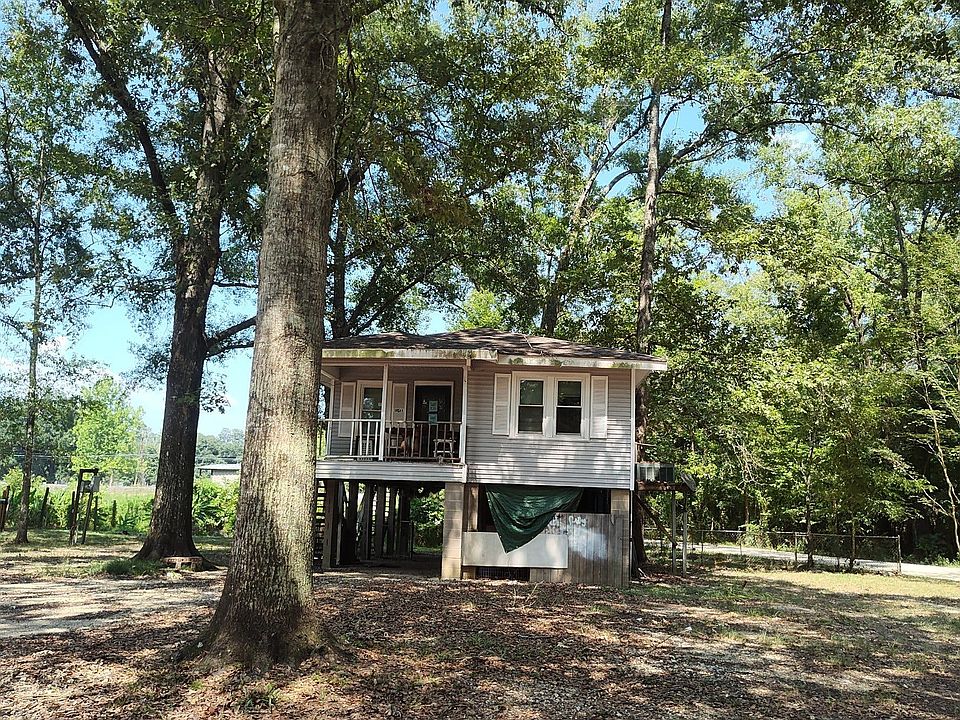 1st image of 18845 Bayside Dr