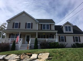 26 Mountainview Rd, Uxbridge, MA 01569