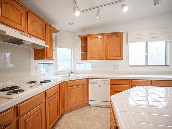 5th image of 3863 Chase Glen Cir