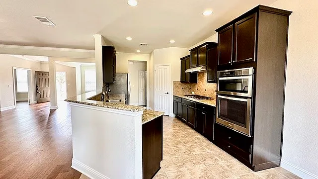 215 McKittrick Ridge Rd — Photo 16